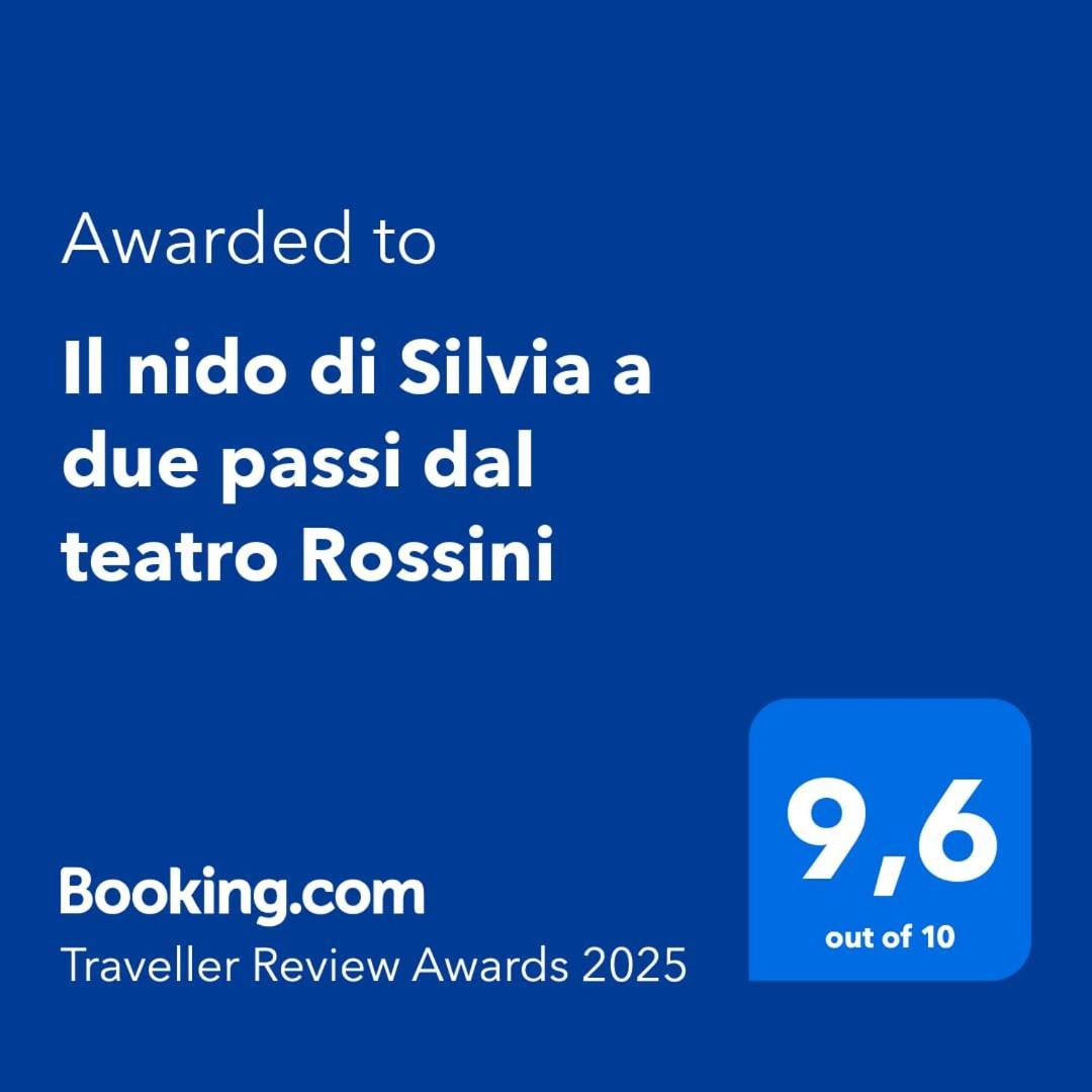 דירות פסארו Il Nido Di Silvia A Due Passi Dal Teatro Rossini מראה חיצוני תמונה